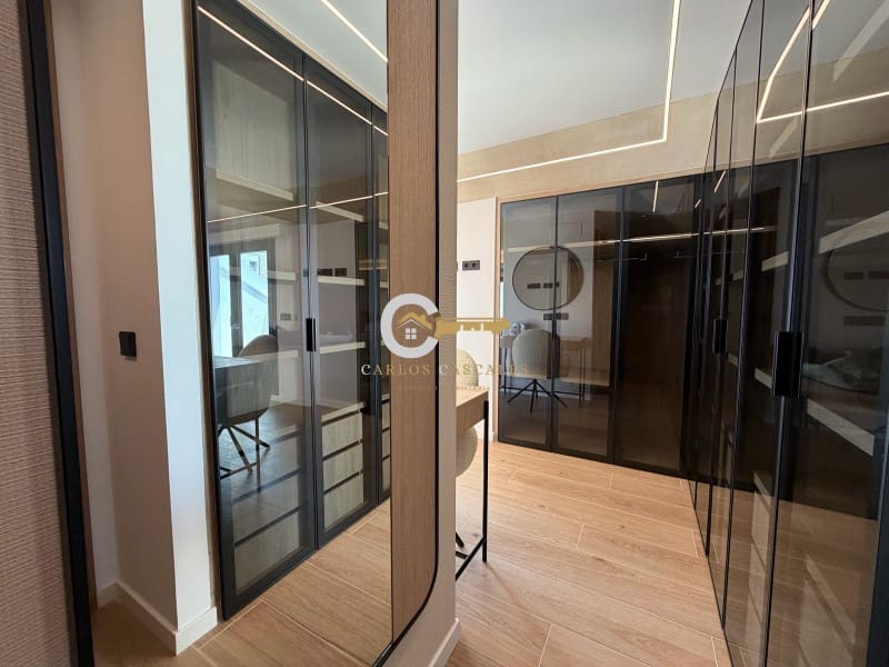Apartamento de 2 habitaciones en Marbella en venta con garaje - 1.950.000 € (Ref: 9890294)