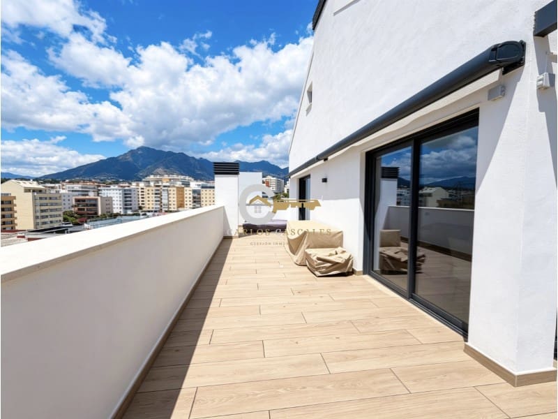 Apartamento de 2 habitaciones en Marbella en venta con garaje - 1.950.000 € (Ref: 9890294)