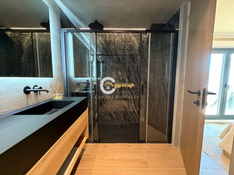 Apartamento de 2 habitaciones en Marbella en venta con garaje - 1.950.000 € (Ref: 9890294)