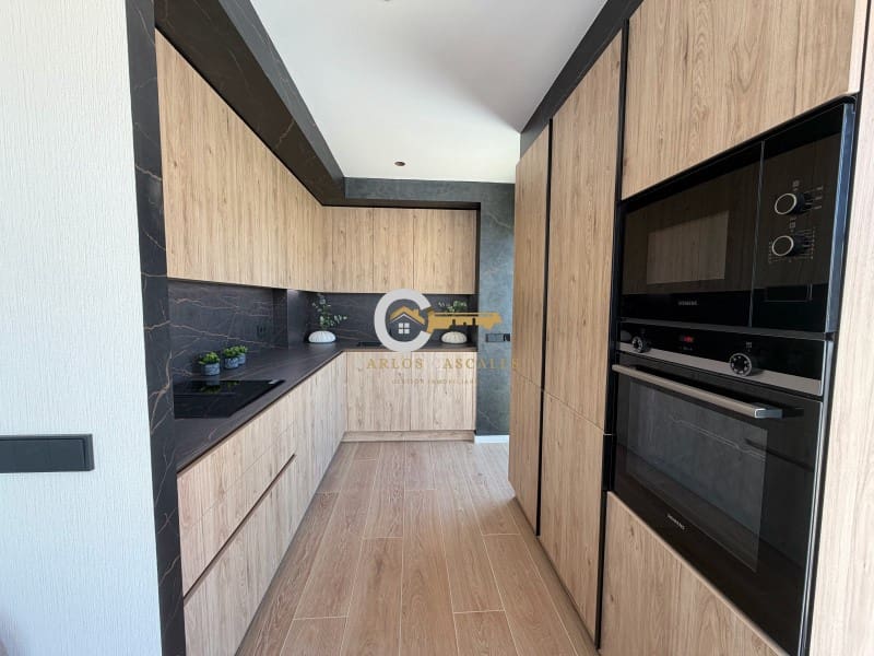 Apartamento de 2 habitaciones en Marbella en venta con garaje - 1.950.000 € (Ref: 9890294)