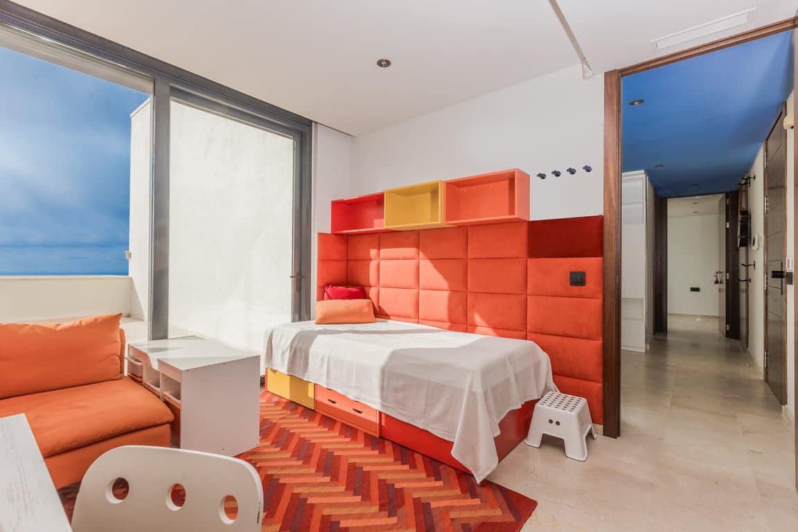 Chalet de 3 habitaciones en Cumbre del Sol en venta con piscina garaje - 2.350.000 € (Ref: 10125233)