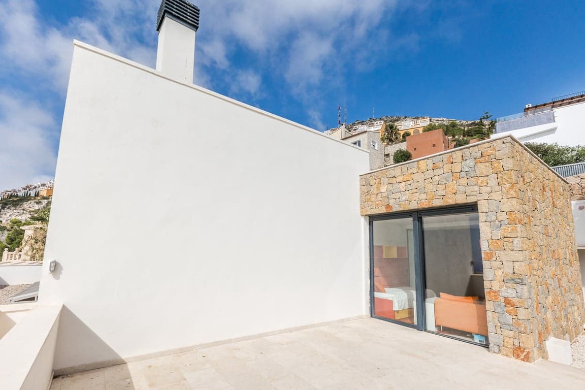 Chalet de 3 habitaciones en Cumbre del Sol en venta con piscina garaje - 2.350.000 € (Ref: 10125233)