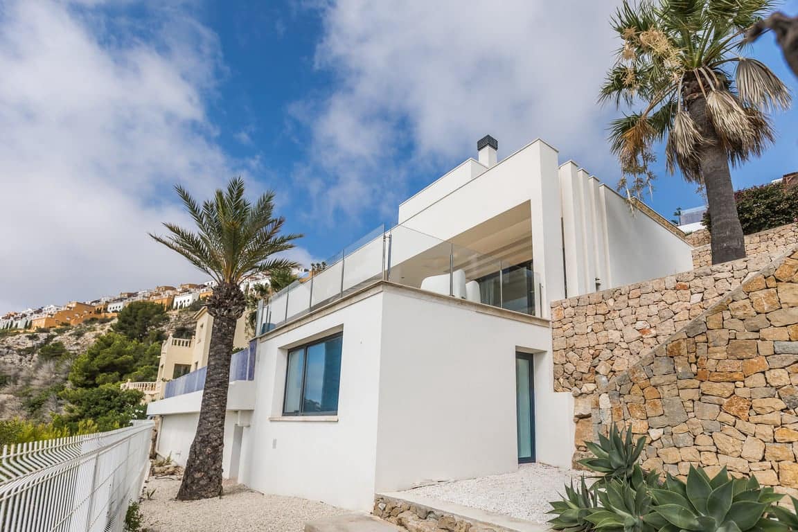 Chalet de 3 habitaciones en Cumbre del Sol en venta con piscina garaje - 2.350.000 € (Ref: 10125233)
