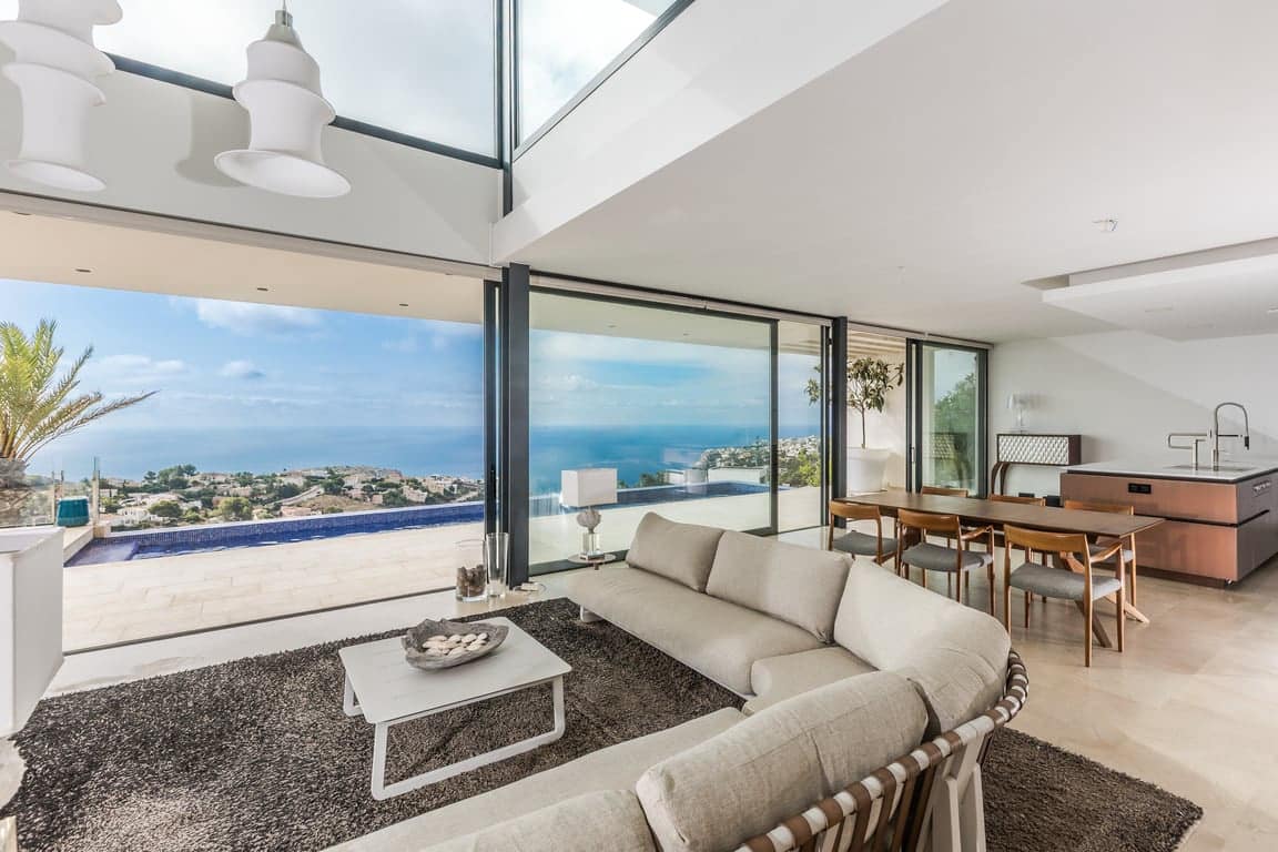 Chalet de 3 habitaciones en Cumbre del Sol en venta con piscina garaje - 2.350.000 € (Ref: 10125233)