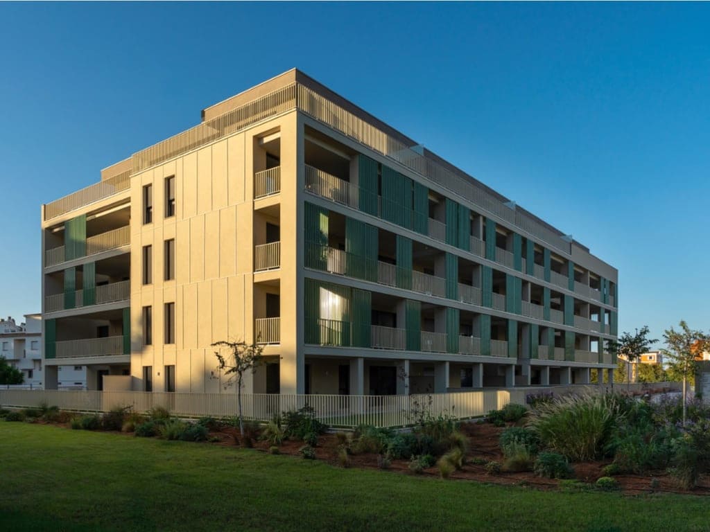 2 bedroom Apartment for sale in Denia with pool garage - € 420,000 (Ref: 9412913)