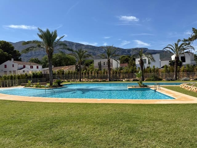 2 bedroom Apartment for sale in Dénia with pool garage - € 535,000 (Ref: 9415063)