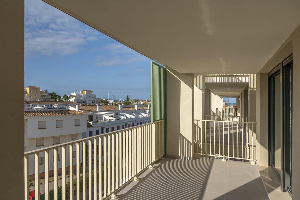 2 bedroom Apartment for sale in Denia with pool garage - € 420,000 (Ref: 9420446)
