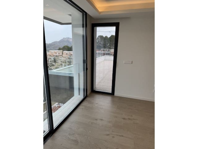 3 bedroom Apartment for sale in Pedreguer - € 669,000 (Ref: 9433623)