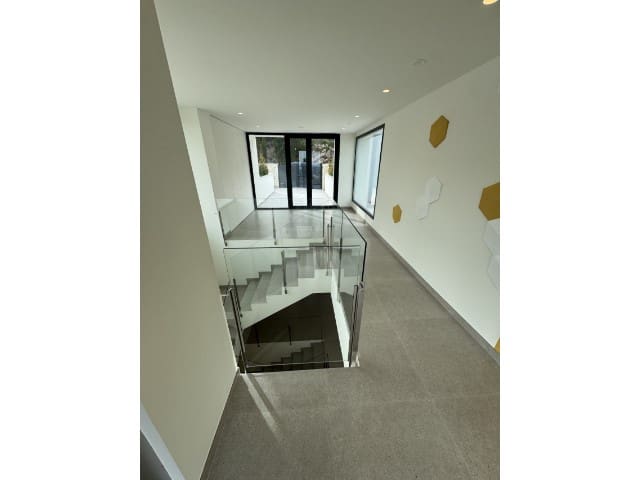 3 bedroom Apartment for sale in Pedreguer - € 669,000 (Ref: 9433623)