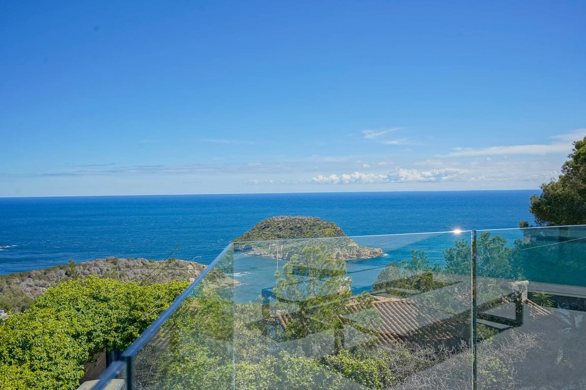 4 makuuhuone Huvila myytävänä paikassa Javea / Xabia mukana uima-altaan 
autotalli - 4 125 000 € (Ref: 9470054)