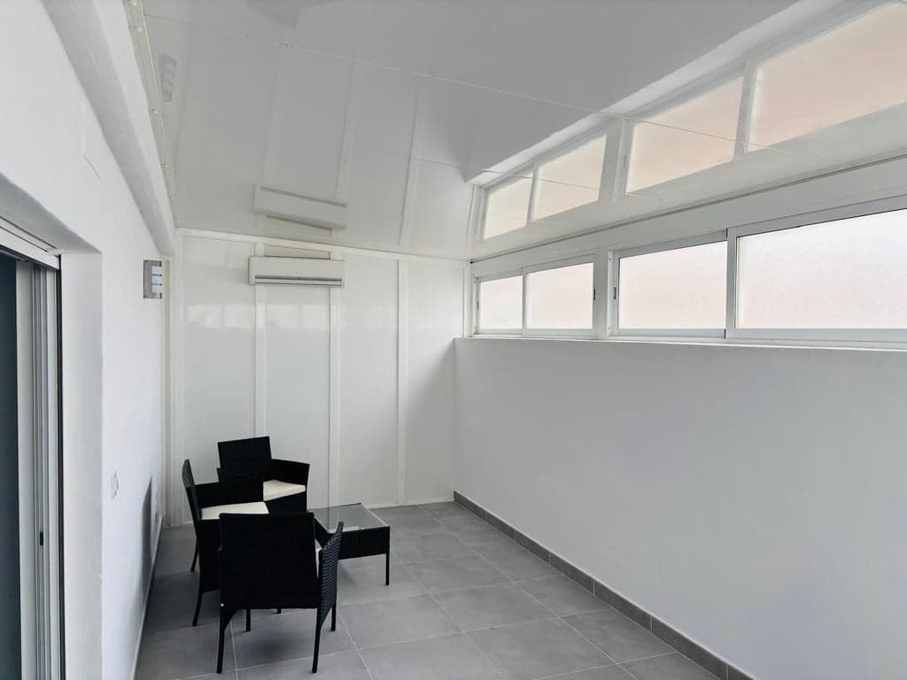 4 bedroom Apartment for sale in Denia - € 395,000 (Ref: 9470055)