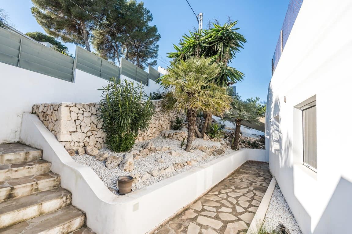 3 bedroom Villa for sale in Javea / Xabia with pool garage - € 965,000 (Ref: 9535188)