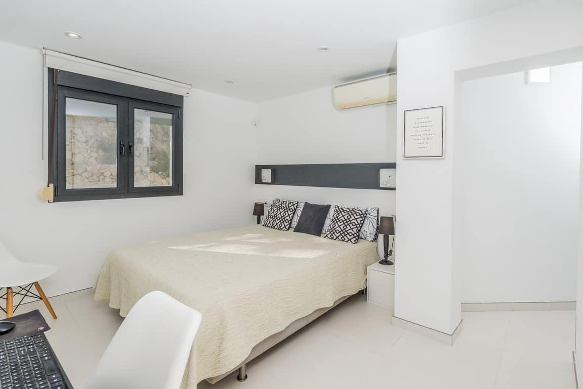 3 bedroom Villa for sale in Javea / Xabia with garage - € 965,000 (Ref: 9535188)