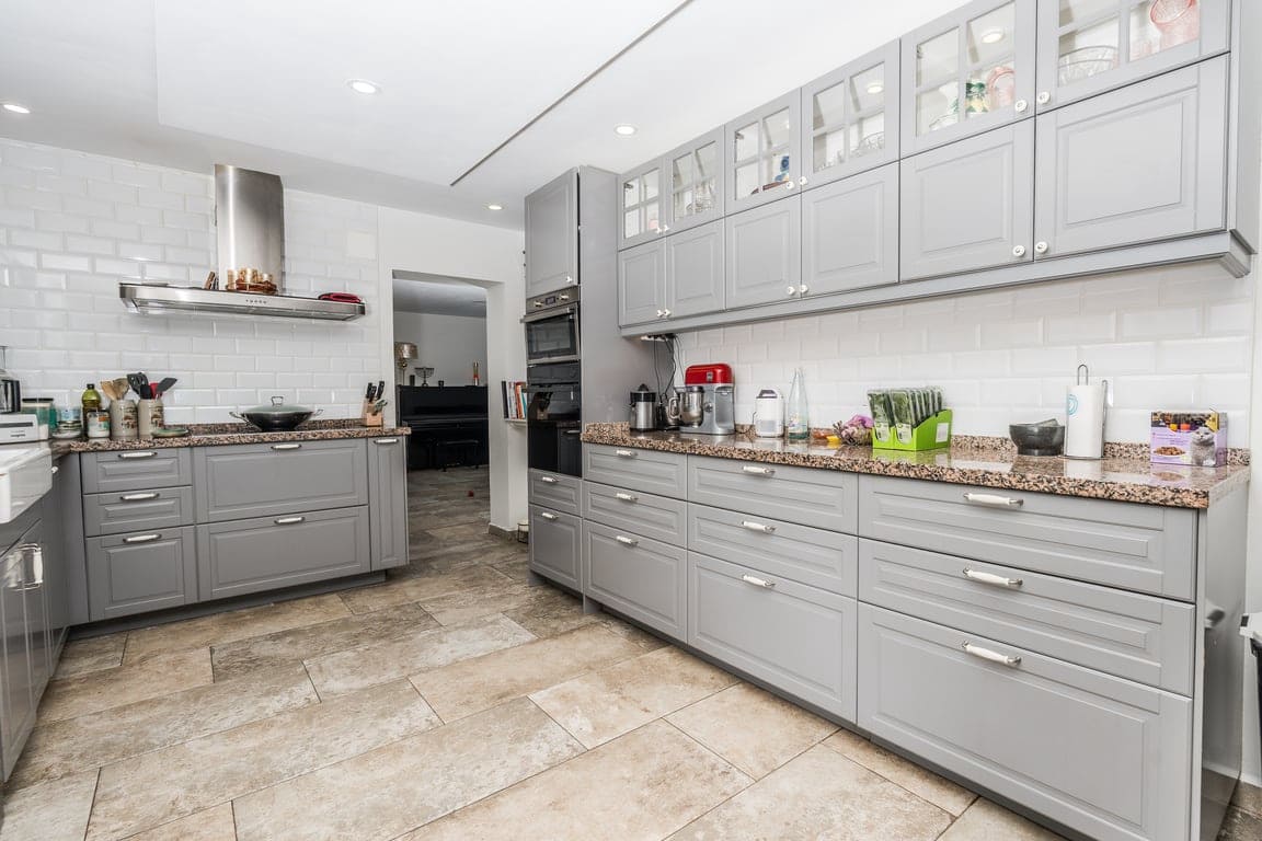 5 sypialnia Willa na sprzedaż w Javea / Xabia z basenem garażem - 995 000 € (Ref: 9580305)