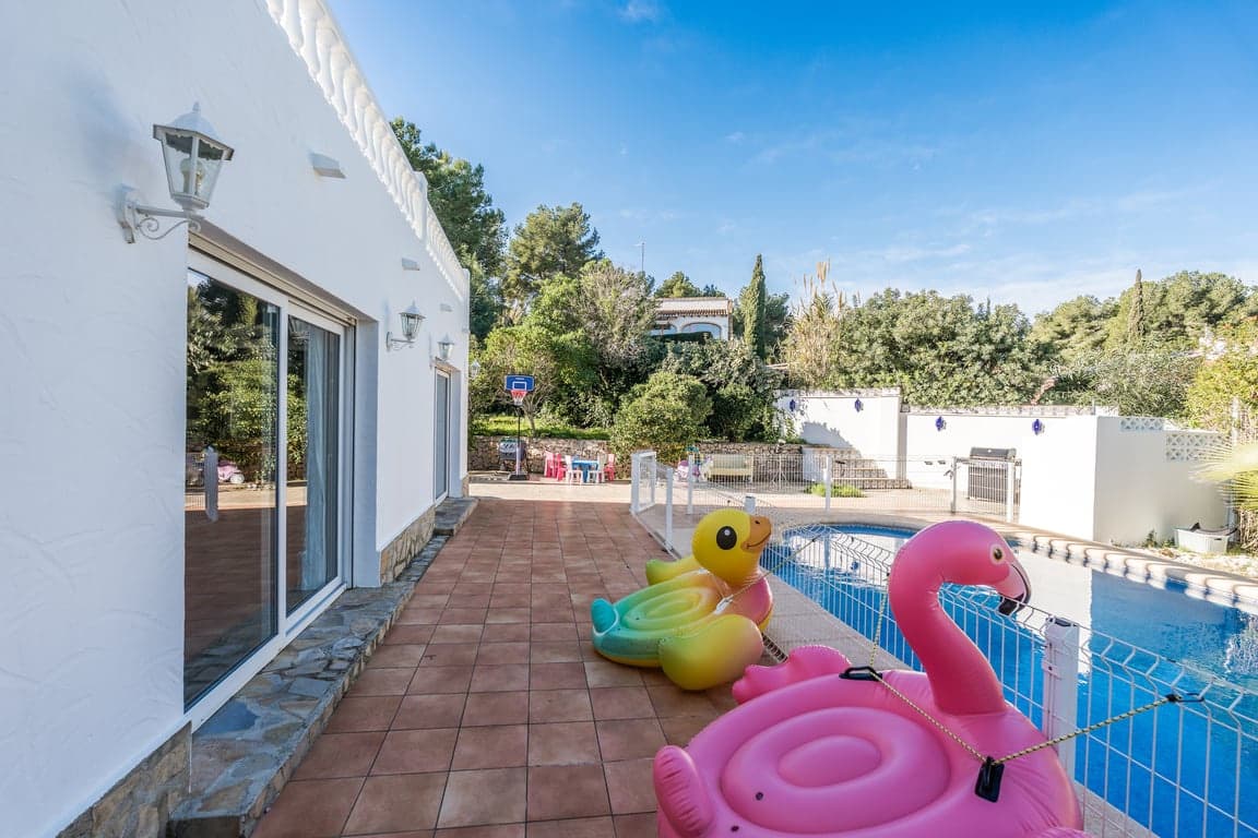 5 sypialnia Willa na sprzedaż w Javea / Xabia z basenem garażem - 995 000 € (Ref: 9580305)