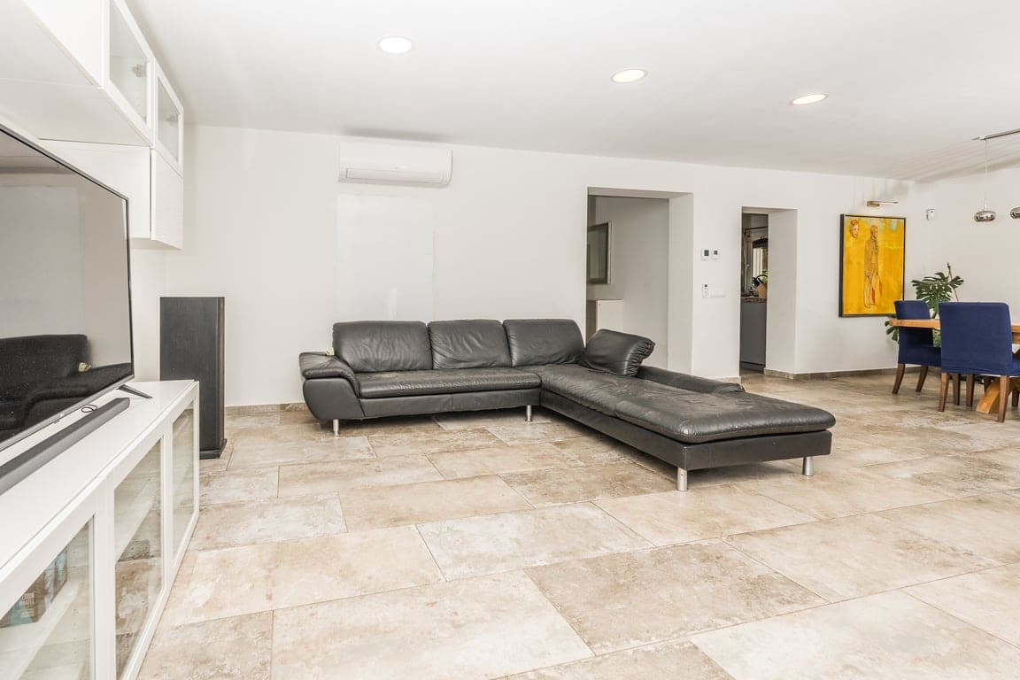 5 sypialnia Willa na sprzedaż w Javea / Xabia z basenem garażem - 995 000 € (Ref: 9580305)