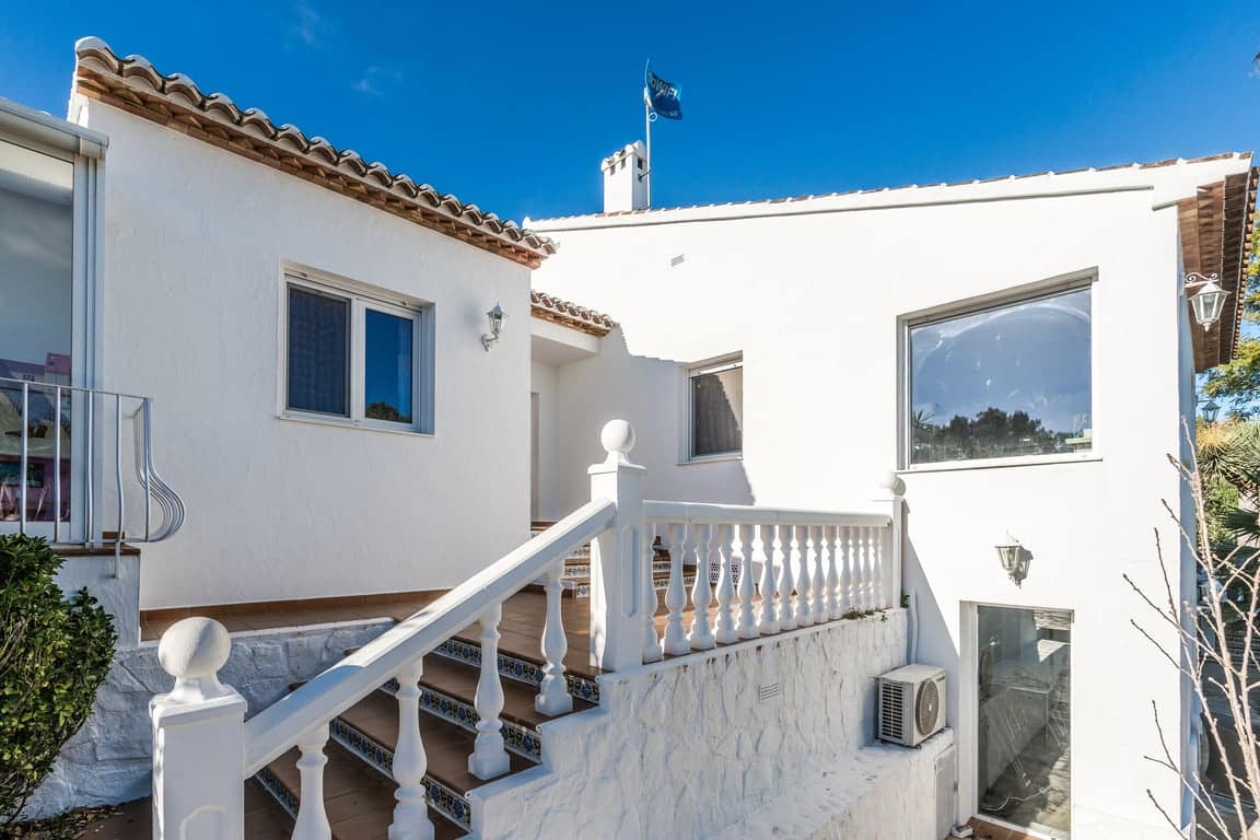 5 sypialnia Willa na sprzedaż w Javea / Xabia z basenem garażem - 995 000 € (Ref: 9580305)