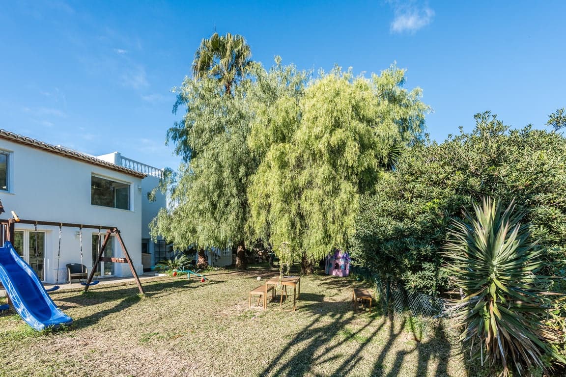 5 sypialnia Willa na sprzedaż w Javea / Xabia z basenem garażem - 995 000 € (Ref: 9580305)