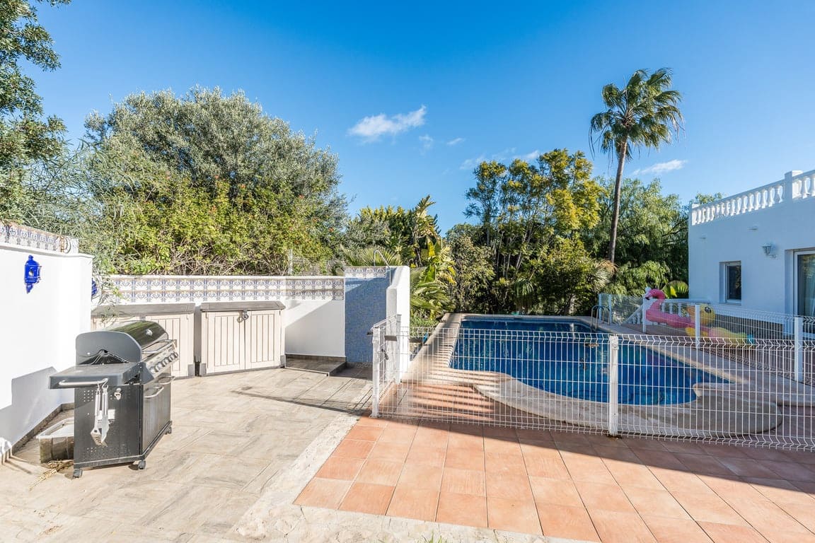 5 sypialnia Willa na sprzedaż w Javea / Xabia z basenem garażem - 995 000 € (Ref: 9580305)