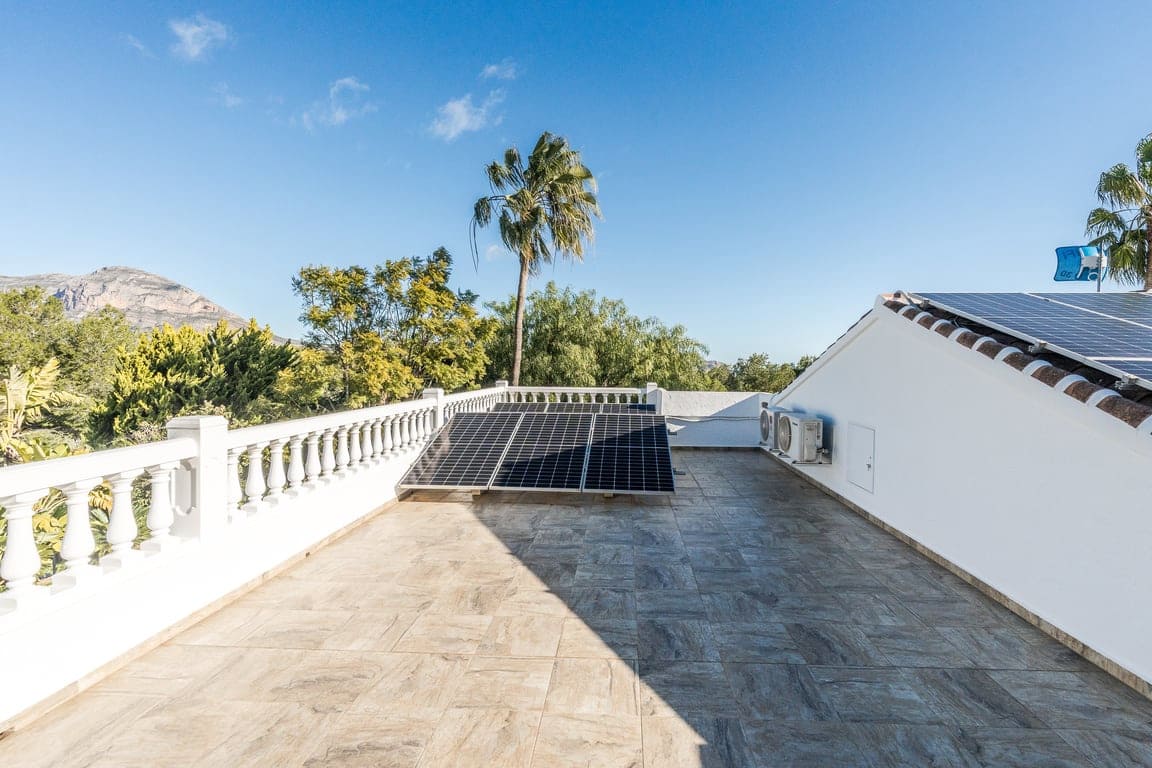 4 bedroom Villa for sale in Javea / Xabia with garage - € 995,900 (Ref: 9580305)