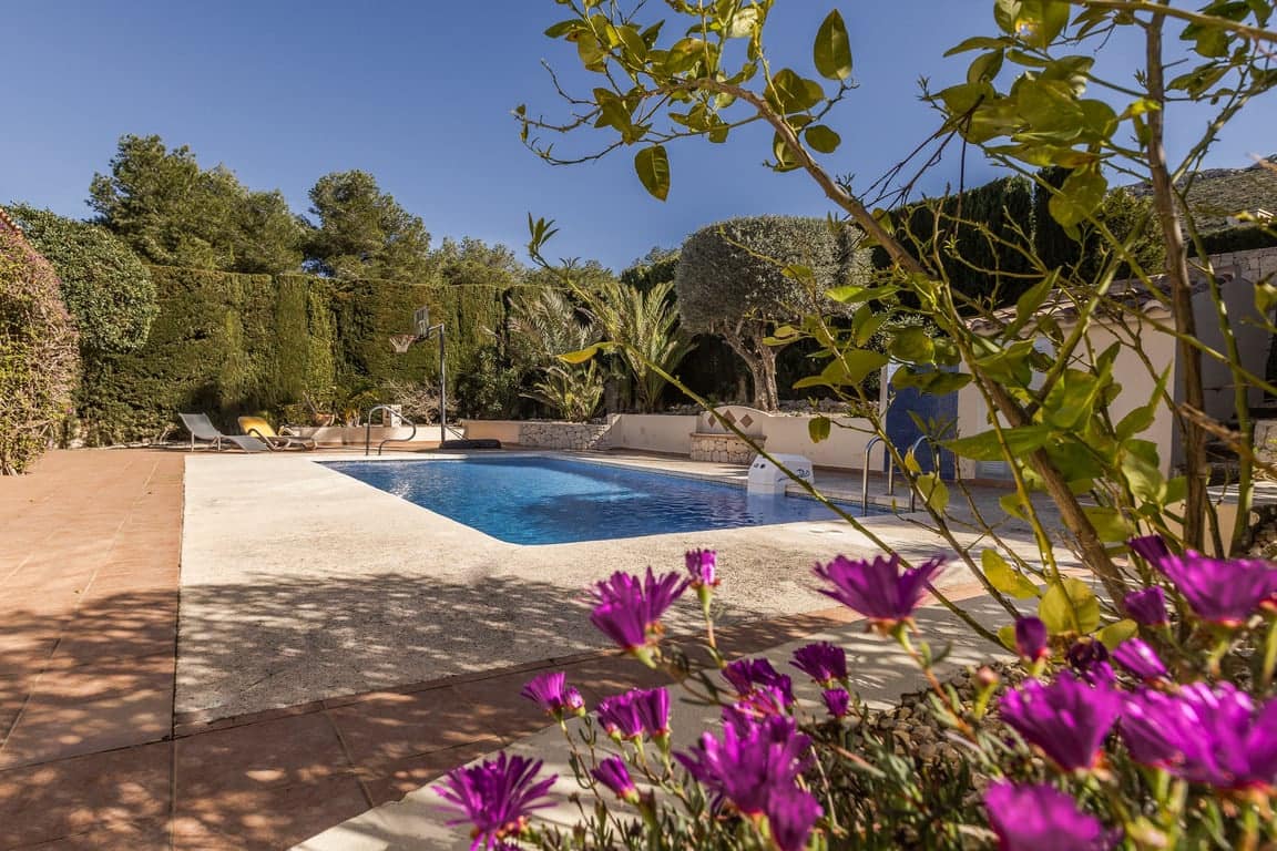 4 chambre Villa/Maison à vendre à Javea / Xabia avec piscine garage - 990 000 € (Ref: 9624084)