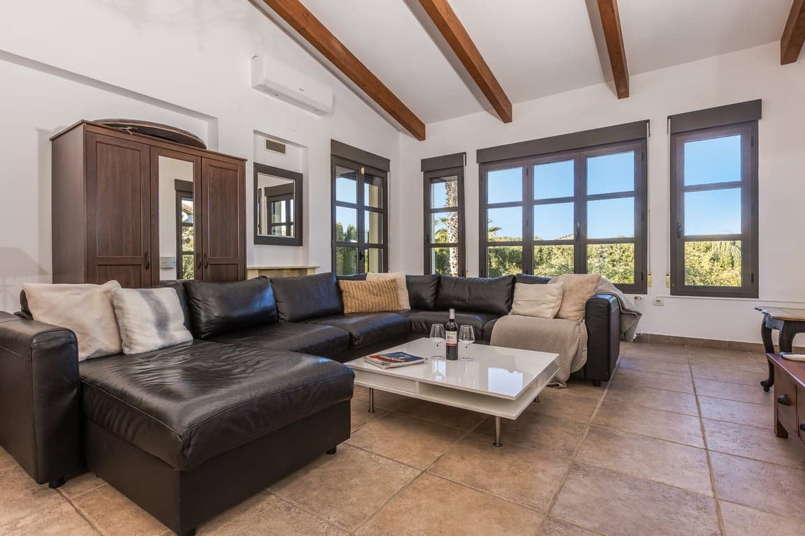 4 bedroom Villa for sale in Javea / Xabia with garage - € 950,000 (Ref: 9624084)