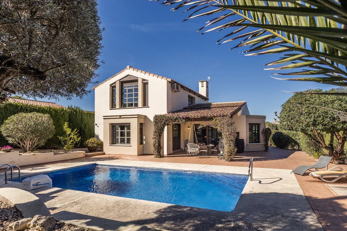 4 bedroom Villa for sale in Javea / Xabia with garage - € 950,000 (Ref: 9624084)