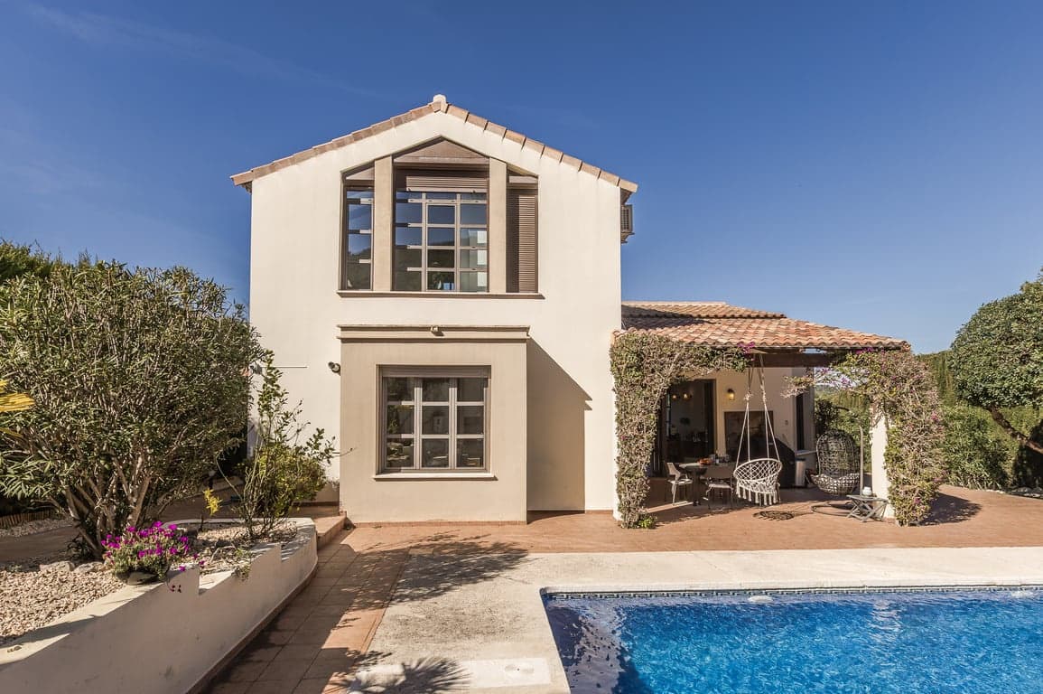 4 bedroom Villa for sale in Javea / Xabia with garage - € 950,000 (Ref: 9624084)