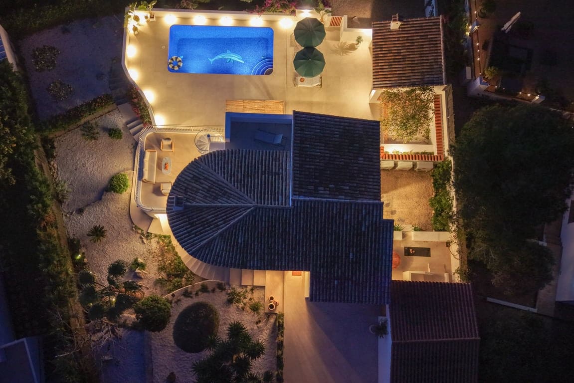 4 bedroom Villa for sale in Javea / Xabia with garage - € 1,890,000 (Ref: 9693107)