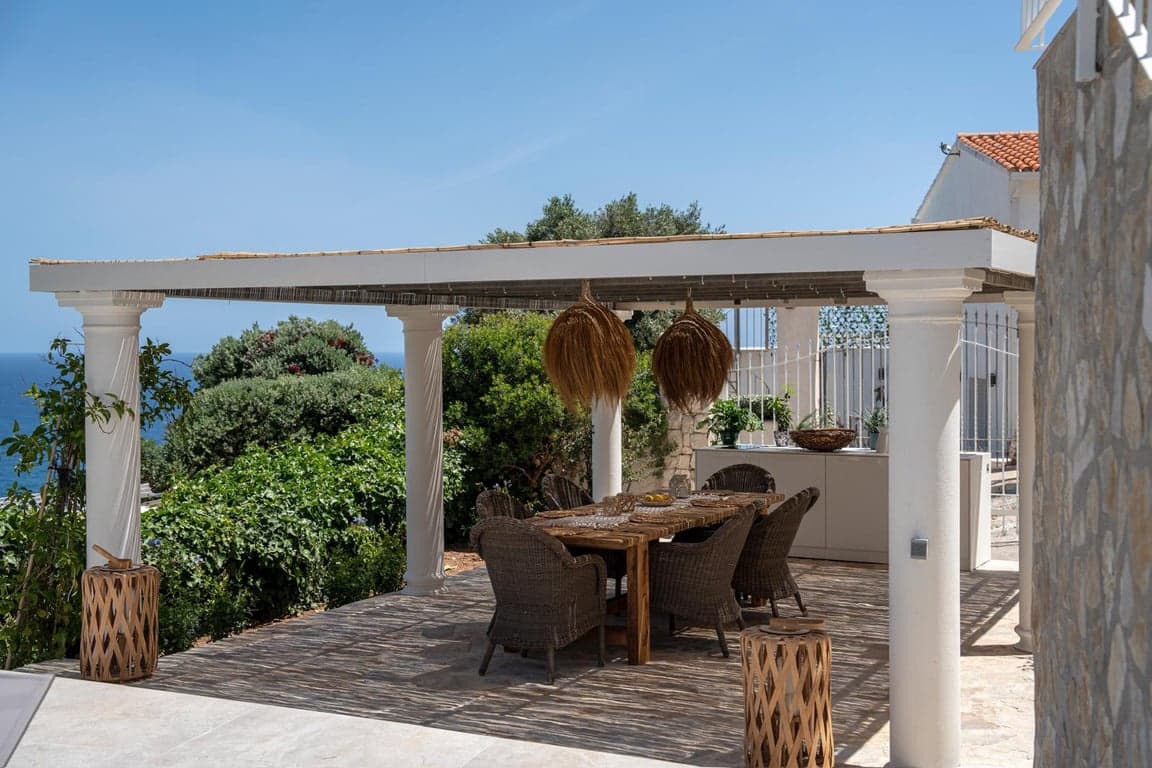 Villa/Maison de 3 chambres à louer à Javea / Xabia avec piscine garage - 4 000 € (Ref: 9723546)