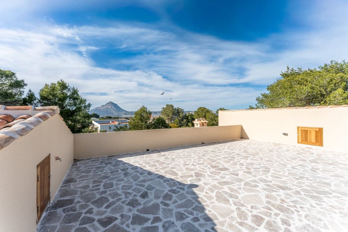 5 sovrum Villa till salu i Javea / Xabia med pool garage - 2 225 000 € (Ref: 9750938)