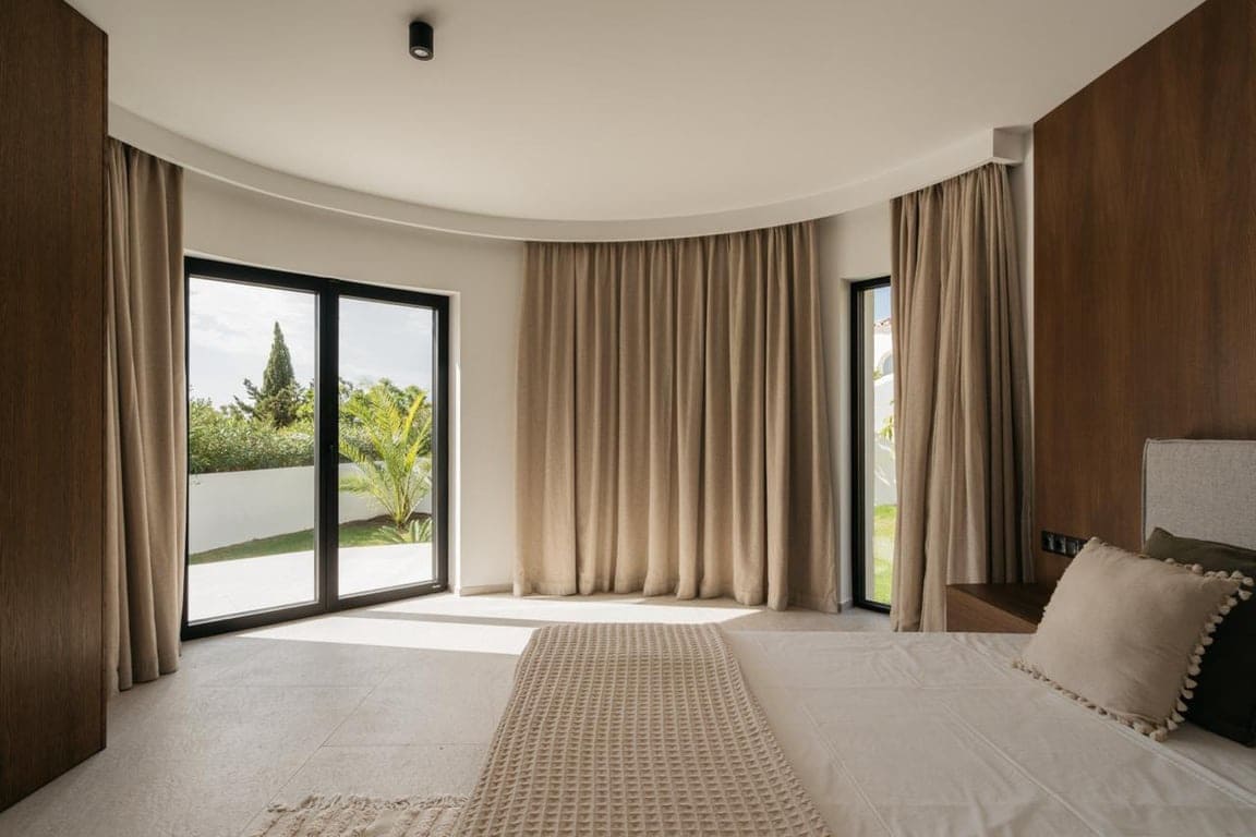 5 soveværelse Villa til salg i Cumbre del Sol med swimmingpool garage - € 1.680.000 (Ref: 9760125)