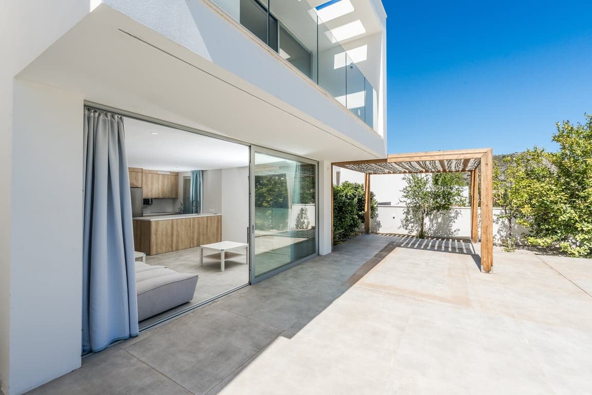 2 soverom Villa til salgs i Moraira med svømmebasseng garasje - € 780 000 (Ref: 9779090)