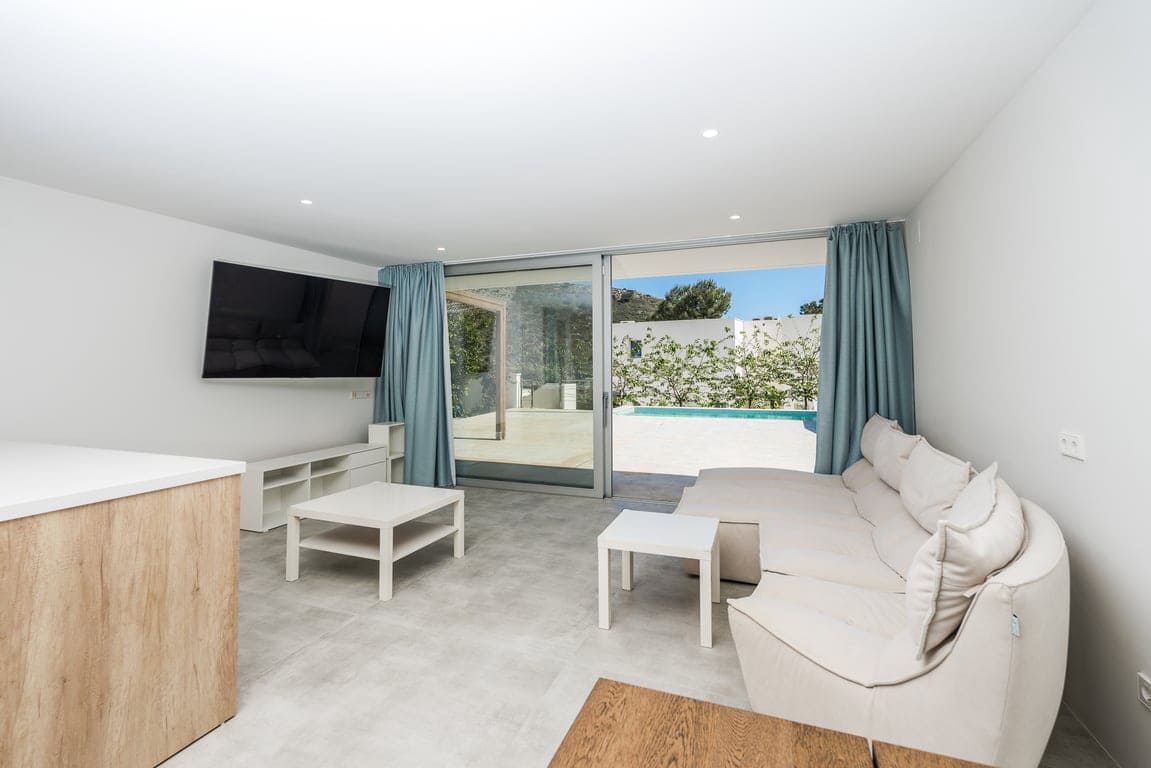 2 soverom Villa til salgs i Moraira med svømmebasseng garasje - € 780 000 (Ref: 9779090)