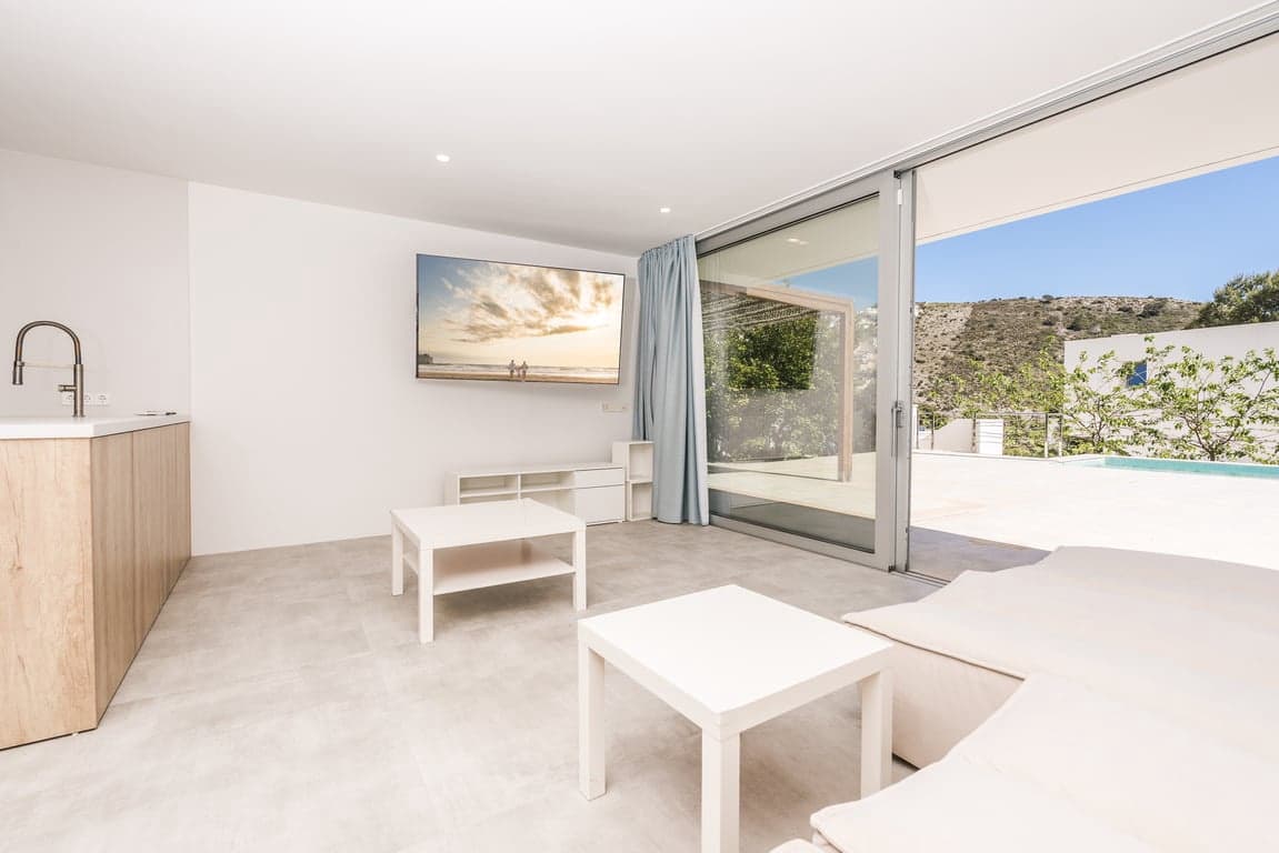2 soverom Villa til salgs i Moraira med svømmebasseng garasje - € 780 000 (Ref: 9779090)