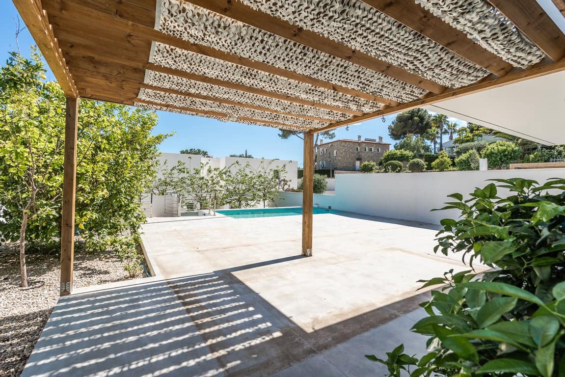 2 soverom Villa til salgs i Moraira med svømmebasseng garasje - € 780 000 (Ref: 9779090)