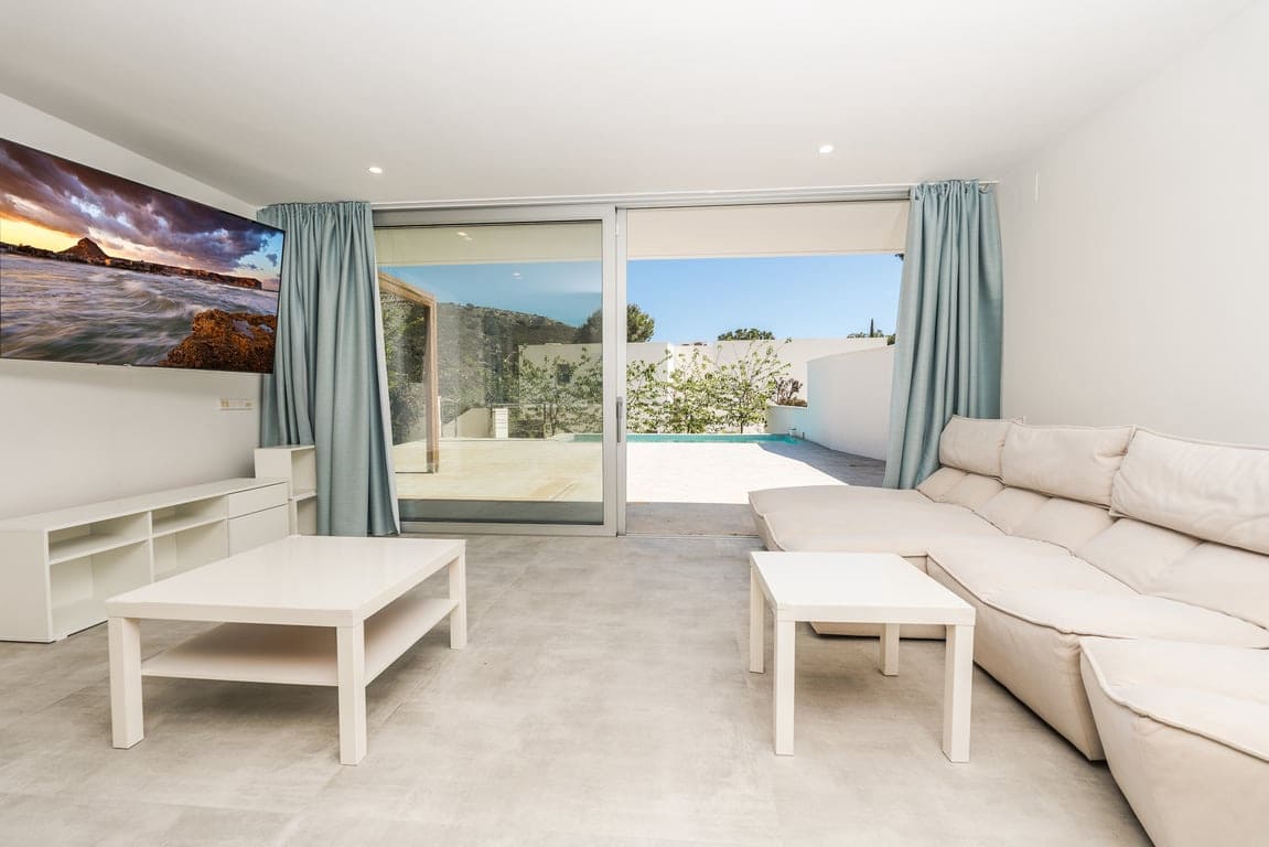2 soverom Villa til salgs i Moraira med svømmebasseng garasje - € 780 000 (Ref: 9779090)