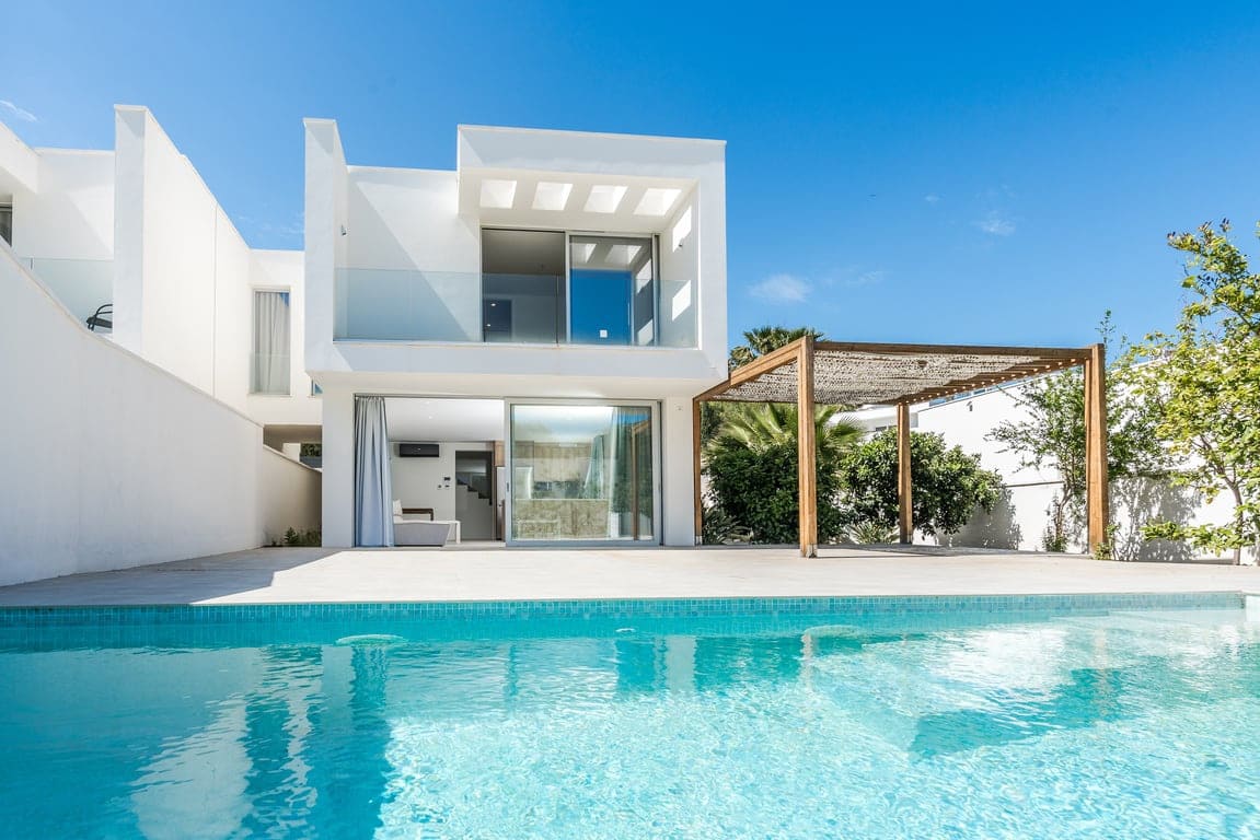 2 soverom Villa til salgs i Moraira med svømmebasseng garasje - € 780 000 (Ref: 9779090)