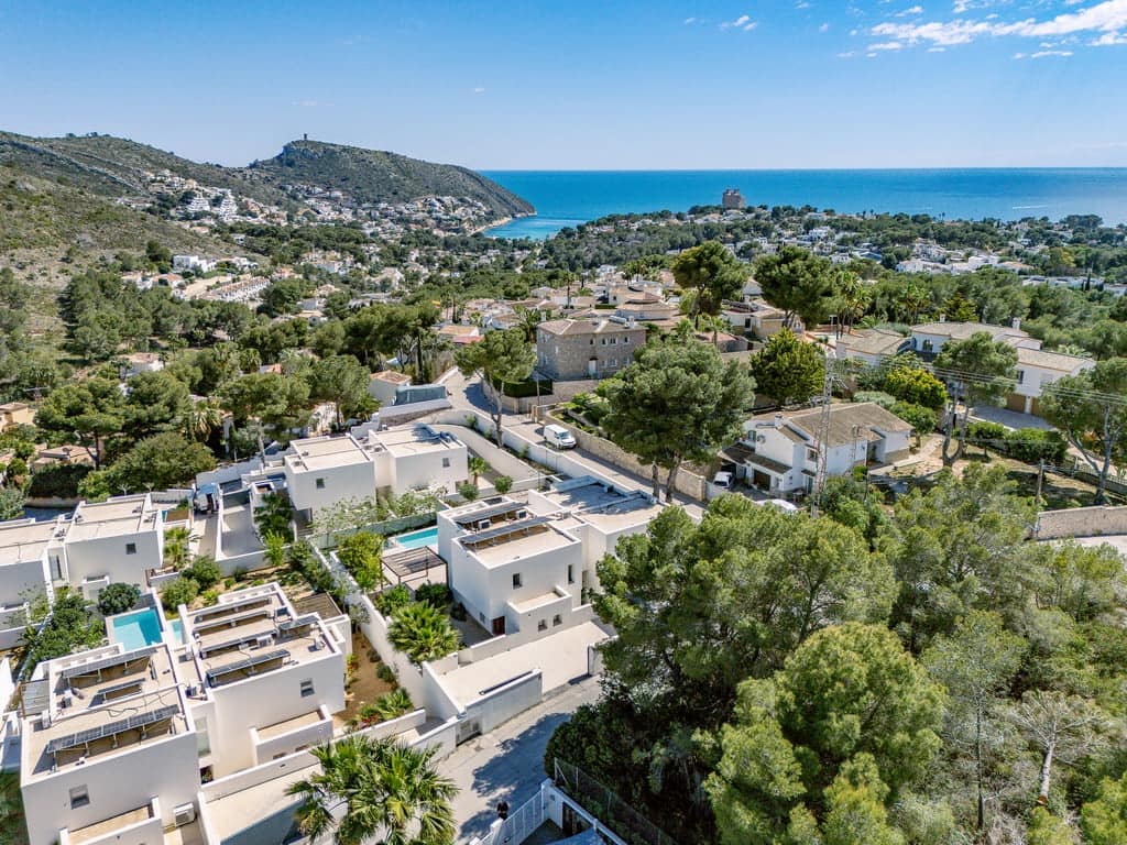 2 soverom Villa til salgs i Moraira med svømmebasseng garasje - € 780 000 (Ref: 9779090)