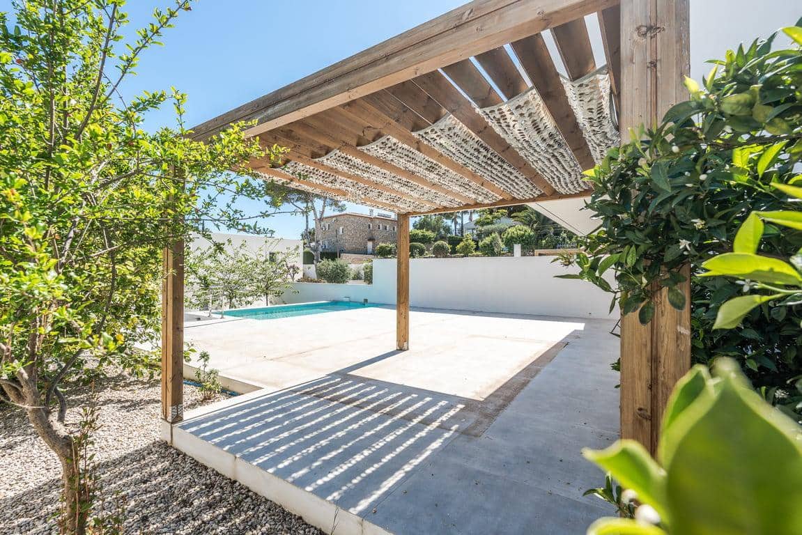 2 soverom Villa til salgs i Moraira med svømmebasseng garasje - € 780 000 (Ref: 9779090)