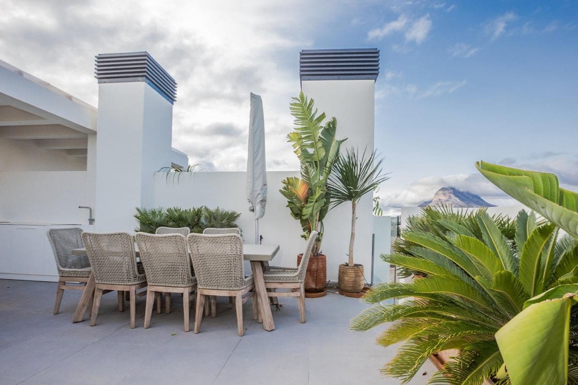 2 bedroom Penthouse for sale in Javea / Xabia with pool garage - € 640,000 (Ref: 9779091)