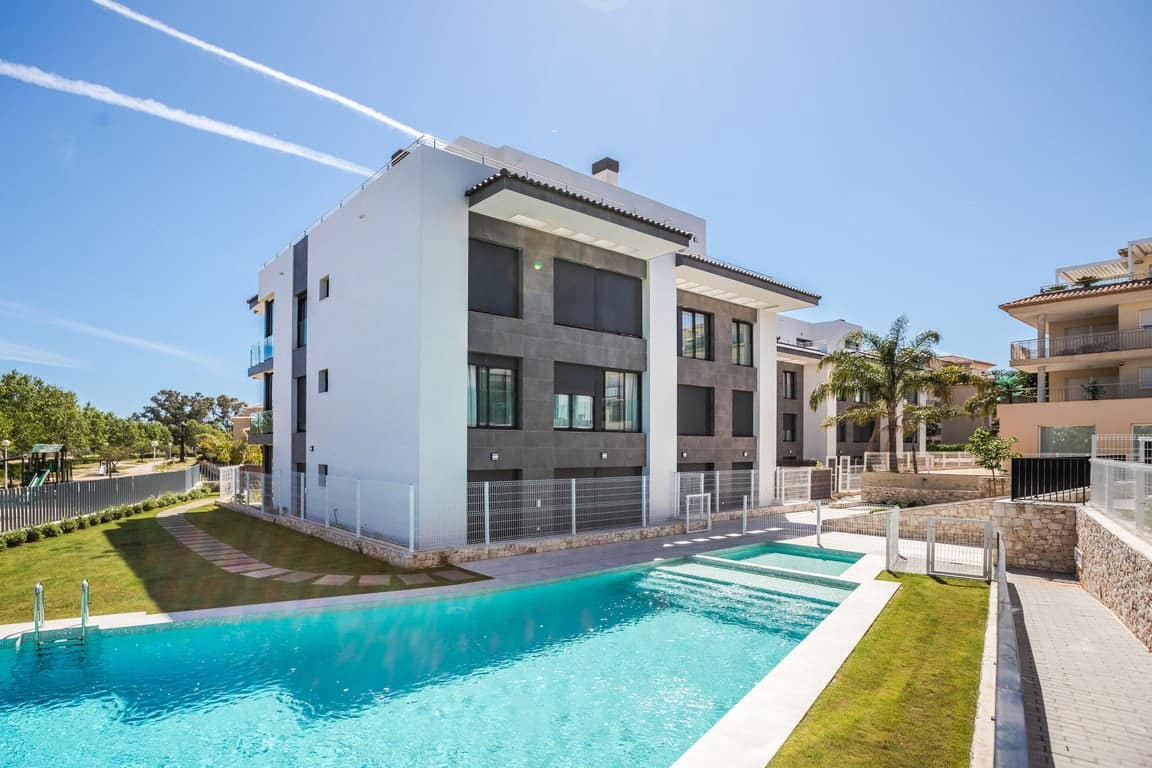 3 bedroom Apartment for rent in Javea / Xabia with pool garage - € 2,500 (Ref: 9787817)