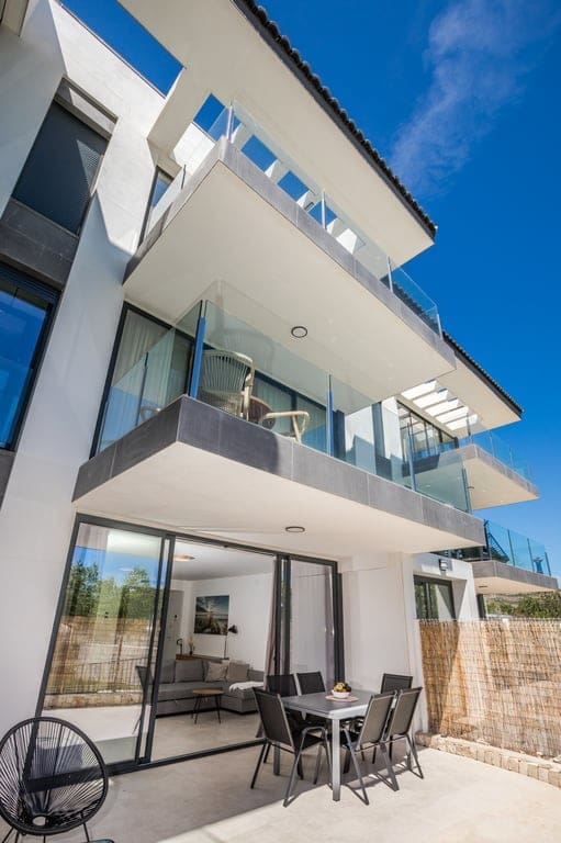 3 bedroom Apartment for rent in Javea / Xabia with pool garage - € 2,500 (Ref: 9787817)