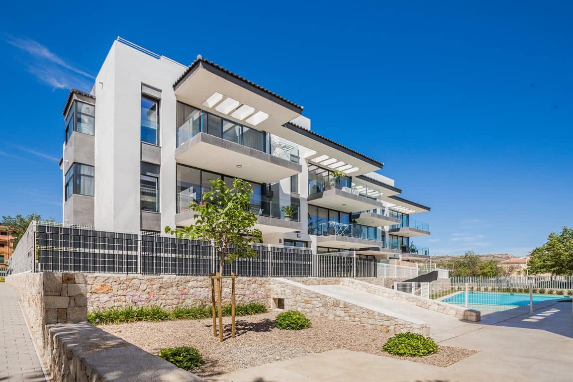 3 bedroom Apartment for rent in Javea / Xabia with pool garage - € 2,500 (Ref: 9787817)