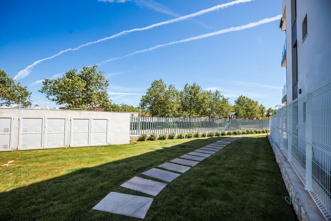 3 bedroom Apartment for rent in Javea / Xabia with pool garage - € 2,500 (Ref: 9787817)