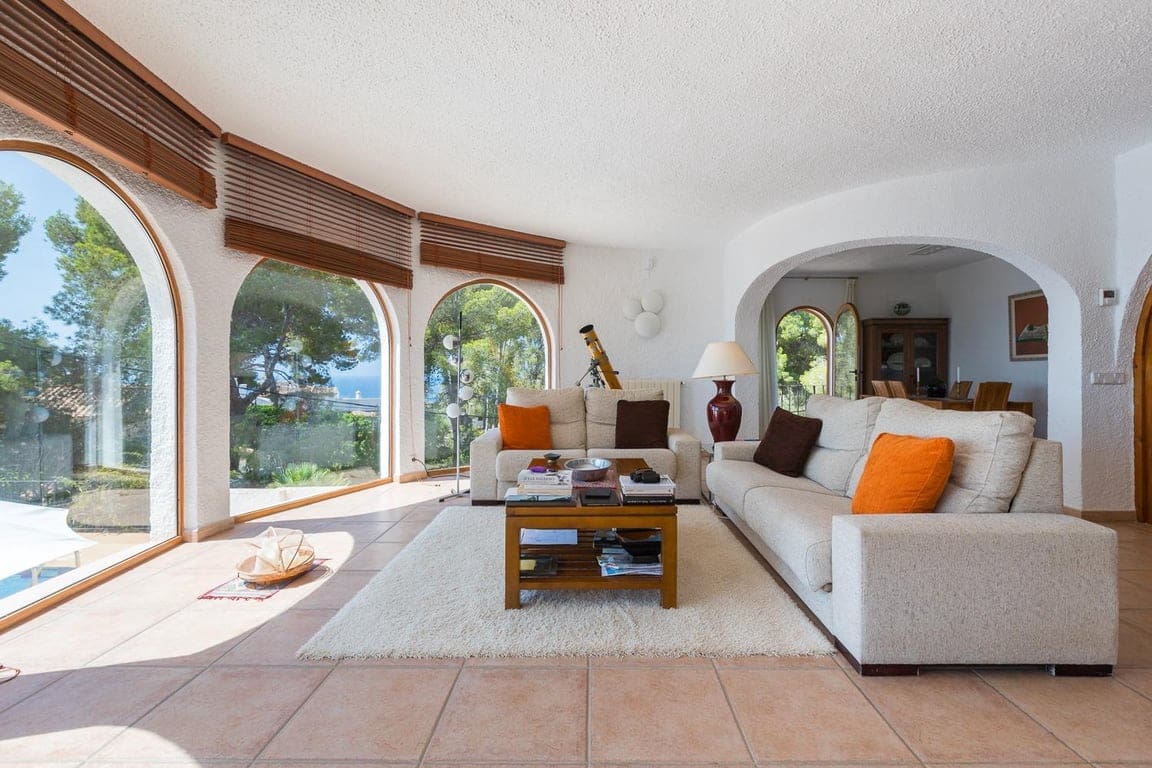 4 bedroom Villa for rent in Javea / Xabia with pool garage - € 4,000 (Ref: 9821519)