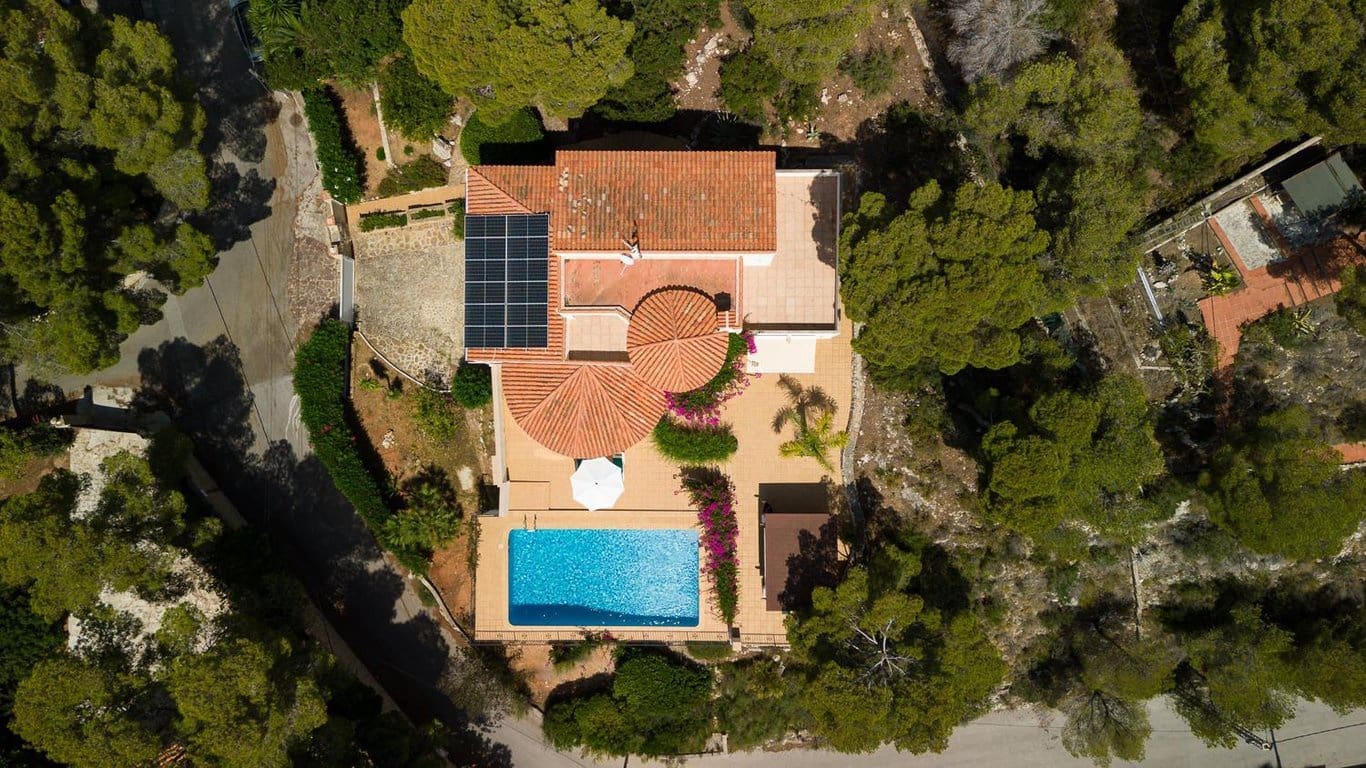 4 bedroom Villa for rent in Javea / Xabia with pool garage - € 4,000 (Ref: 9821519)