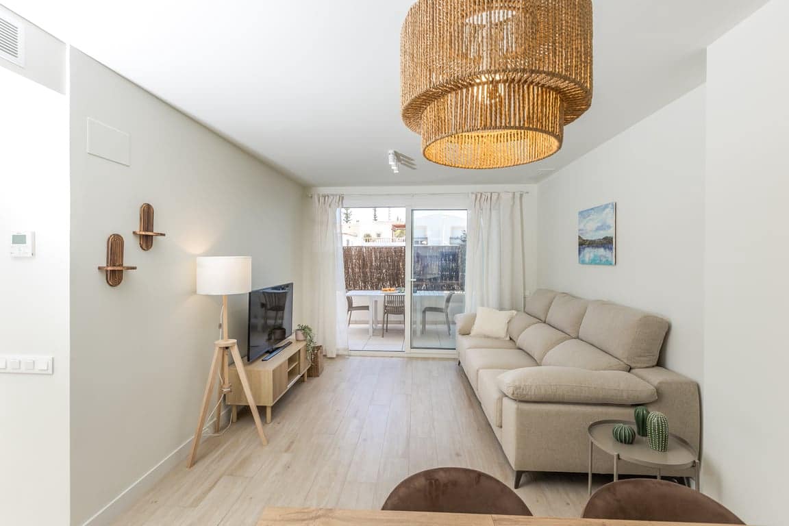 3 sovrum Lägenhet att hyra i Javea / Xabia med pool garage - 2 000 € (Ref: 9895382)