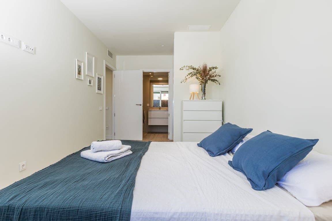 3 sovrum Lägenhet att hyra i Javea / Xabia med pool garage - 2 000 € (Ref: 9895382)