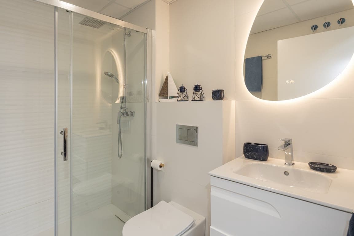 2 bedroom Apartment for rent in Arenal with pool garage - € 2,000 (Ref: 9944726)